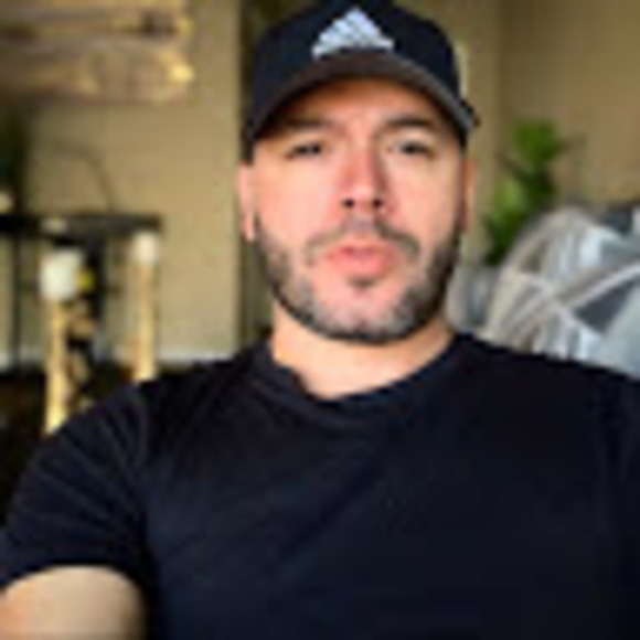 Meet your Posher, Josue - Picture 1 of 1